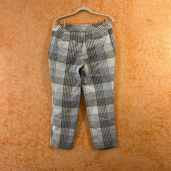 🍁SALE🍁ANN TAYLOR FACTORY Plaid Pants size 6 - Picture 2 of 9